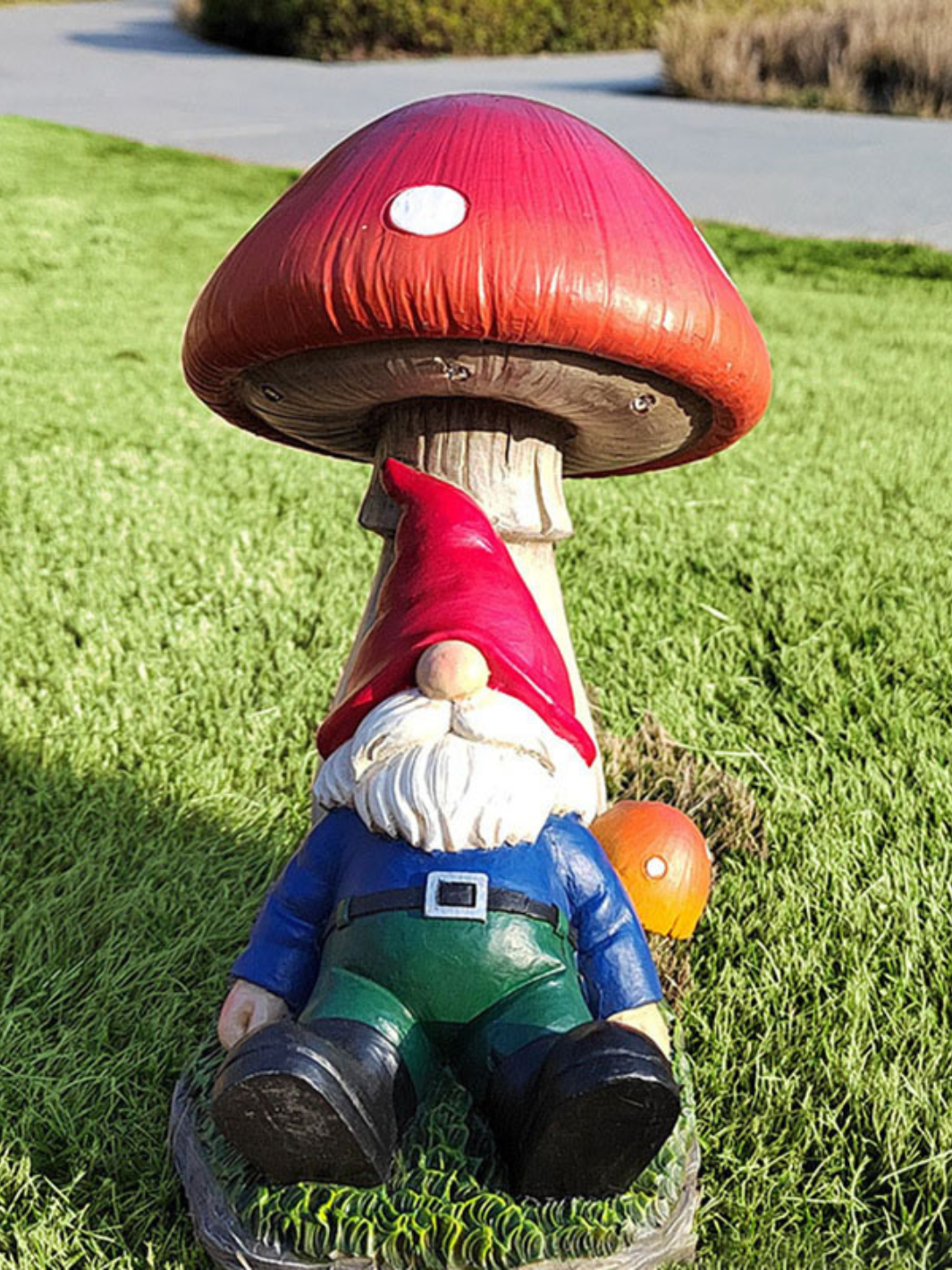 Statue de nain de jardin Otto avec chapeau marron et champignon 20 cm -  Décoration de