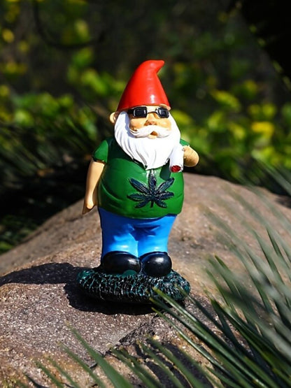  nain-de-jardin-rasta-joint-cannabis